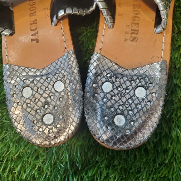 Jack Rogers Women's Silver Grey Wedge Sandals Sz 8 FLAWS - Picture 6 of 14